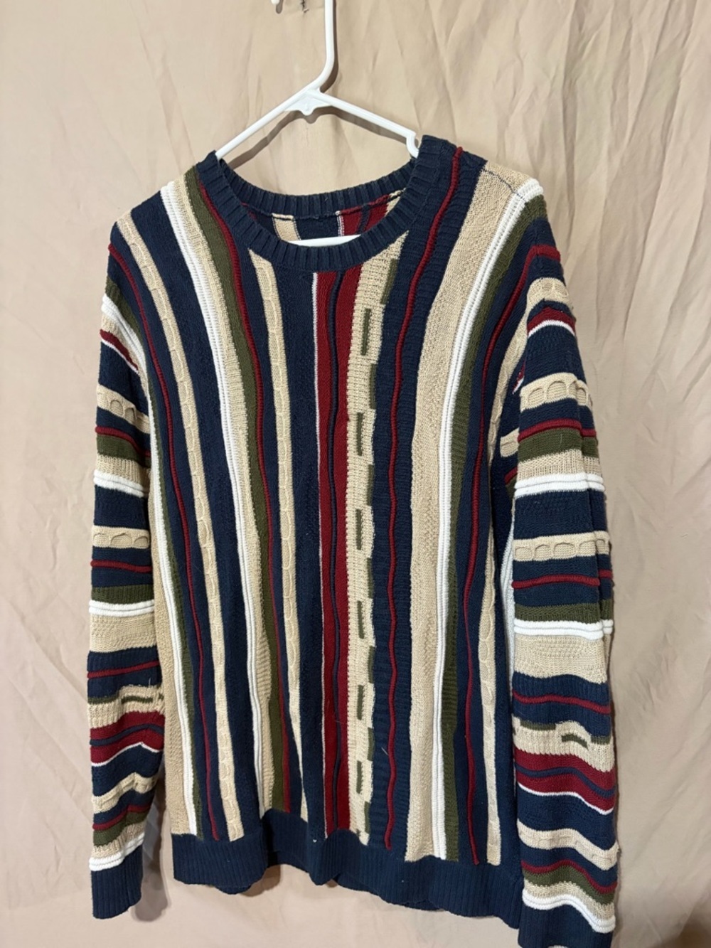 Hollister sweater